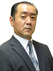 代表取締役社長　真鍋 康行